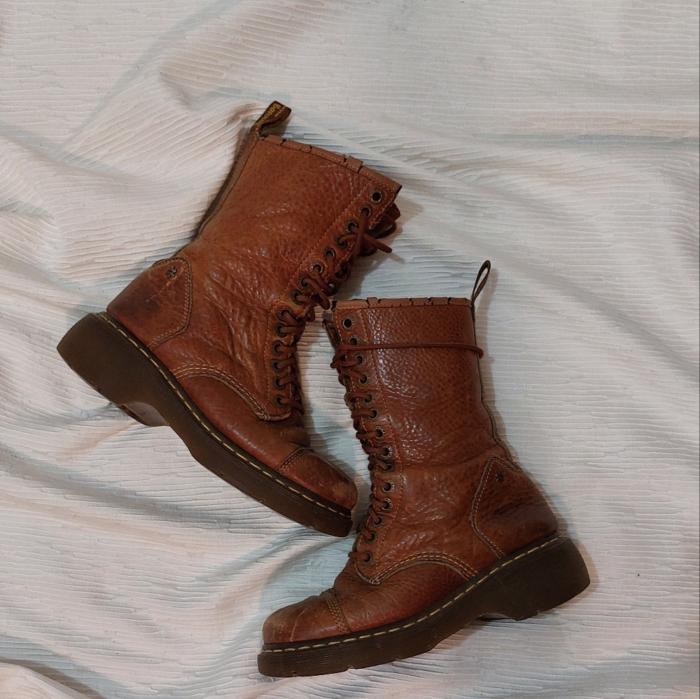 Dr. Martens Brown Lace Up Boots Sizev7
